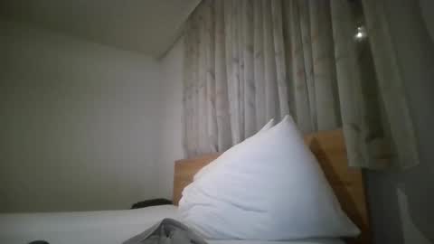 Snapshot of punkz999950 chatting on October 3, 2025, 6:49 pm punkz999950 online show from October 3, 2025, 6:49 pm