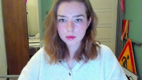 Snapshot of puoli chatting on January 13, 2025, 3:04 pm Polly online show from January 13, 2025, 3:04 pm