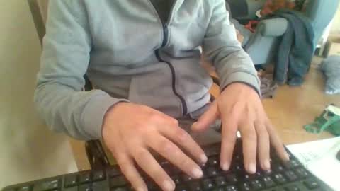 Snapshot of pup_y chatting on September 24, 2025, 9:23 am pup_y online show from September 24, 2025, 9:23 am