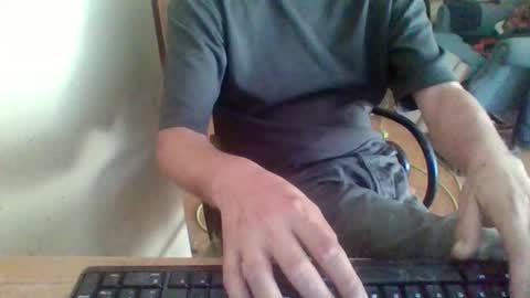 Snapshot of pup_y chatting on September 26, 2025, 3:38 pm pup_y online show from September 26, 2025, 3:38 pm