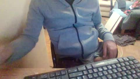 Snapshot of pup_y chatting on September 27, 2025, 10:04 pm pup_y online show from September 27, 2025, 10:04 pm