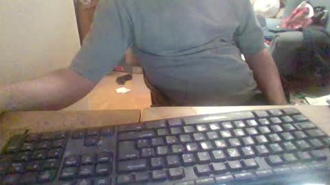 Snapshot of pup_y chatting on October 8, 2025, 8:28 pm pup_y online show from October 8, 2025, 8:28 pm