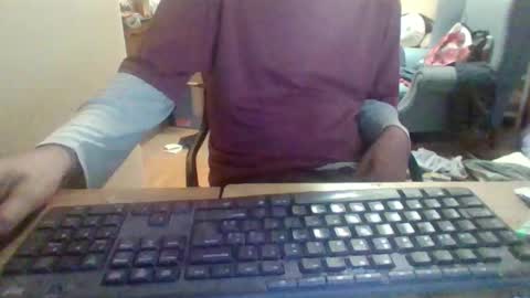 Snapshot of pup_y chatting on October 20, 2025, 5:24 pm pup_y online show from October 20, 2025, 5:24 pm