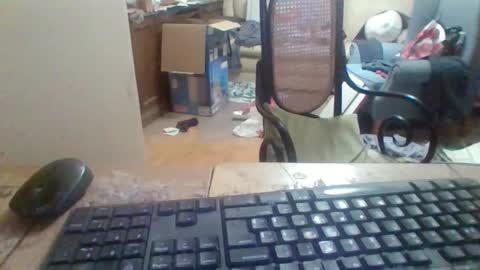 Snapshot of pup_y chatting on October 23, 2025, 7:01 pm pup_y online show from October 23, 2025, 7:01 pm