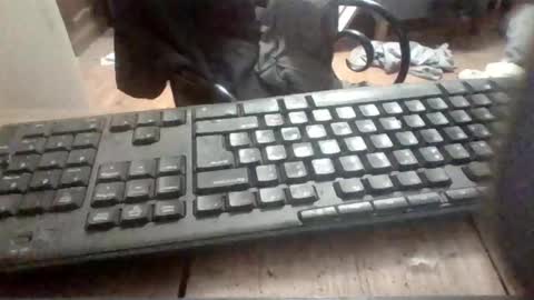 Snapshot of pup_y chatting on October 31, 2025, 10:33 pm pup_y online show from October 31, 2025, 10:33 pm