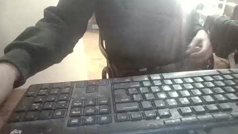 pup_y online show from February 3, 2026, 9:42 pm