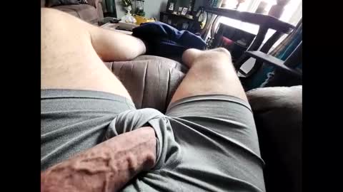 purdyguy7777 online show from March 2, 2025, 7:23 pm