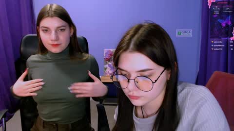 Snapshot of pure_radiance chatting on December 13, 2024, 4:27 pm Ask me3 online show from December 13, 2024, 4:27 pm