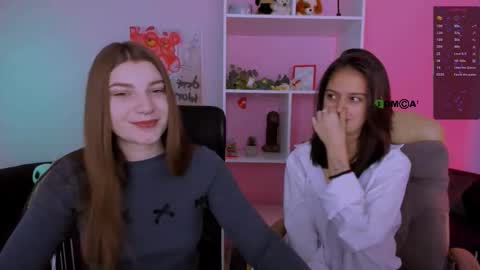 Snapshot of pure_radiance chatting on September 30, 2025, 5:23 am Ask me3 online show from September 30, 2025, 5:23 am