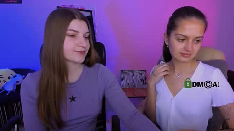 Snapshot of pure_radiance chatting on October 13, 2025, 12:38 pm Ask me3 online show from October 13, 2025, 12:38 pm