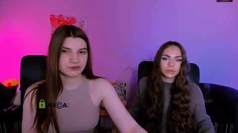 Snapshot of pure_radiance chatting on November 30, 2025, 10:08 am Ask me3 online show from November 30, 2025, 10:08 am