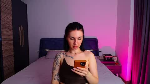 Snapshot of pure_temptation_j chatting on April 4, 2026, 4:15 pm Julia online show from April 4, 2026, 4:15 pm