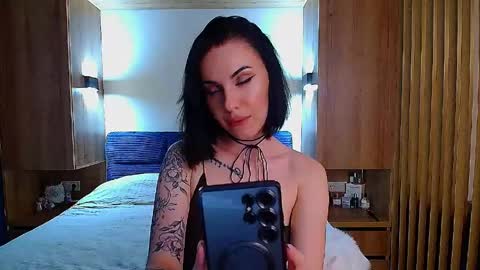 Snapshot of pure_temptation_j chatting on June 6, 2026, 3:06 pm Julia online show from June 6, 2026, 3:06 pm