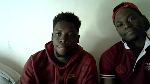 Snapshot of pureblack_ chatting on October 3, 2025, 6:38 pm Pureblack online show from October 3, 2025, 6:38 pm