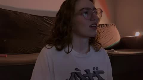 Marie online show from January 6, 2025, 9:22 pm