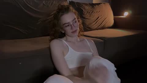 Marie online show from February 15, 2025, 3:09 am