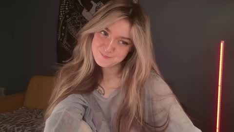 Bella online show from April 29, 2026, 12:31 pm
