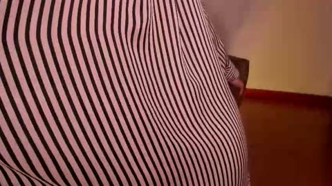 Snapshot of purple_opal chatting on March 7, 2025, 12:15 am Vero online from Tuesday to Sunday online show from March 7, 2025, 12:15 am