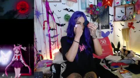 purplekattlyn online show from May 3, 2026, 5:24 am