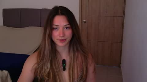 Snapshot of purpleluzzy chatting on July 13, 2026, 2:20 pm Lizzy online show from July 13, 2026, 2:20 pm