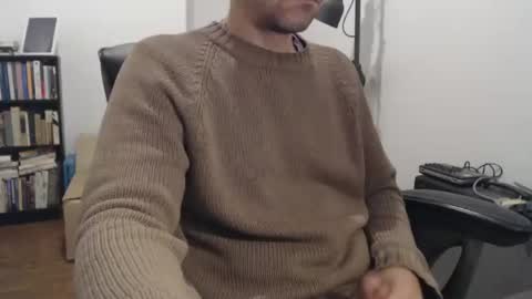 Snapshot of purplemountains chatting on December 4, 2024, 6:50 pm Purple Mountains online show from December 4, 2024, 6:50 pm