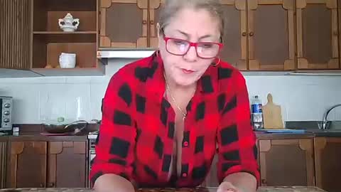 Snapshot of pussy_boom4u chatting on November 15, 2025, 9:17 am Mary online show from November 15, 2025, 9:17 am