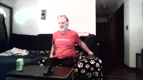 Mark online show from October 8, 2025, 6:05 pm