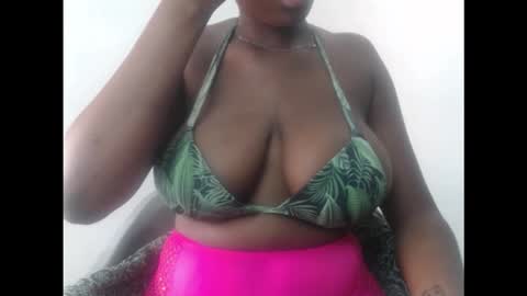 Snapshot of pussydollurz chatting on October 20, 2025, 8:48 am pussydollurz online show from October 20, 2025, 8:48 am