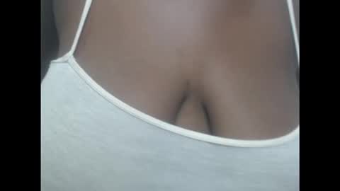 Snapshot of pussydollurz chatting on November 17, 2025, 10:59 pm pussydollurz online show from November 17, 2025, 10:59 pm