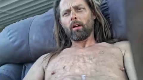Snapshot of pussylicker517038 chatting on April 19, 2026, 12:43 am pussylicker517038 online show from April 19, 2026, 12:43 am