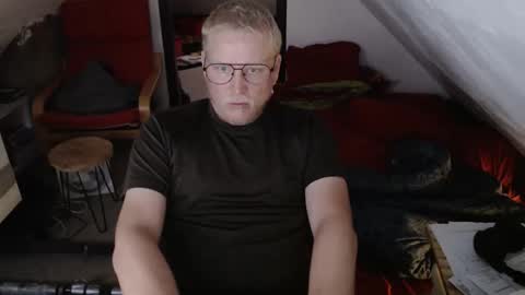 pussylovercb online show from September 15, 2025, 7:41 am