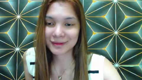 Snapshot of pussywetandwild chatting on December 22, 2025, 3:58 am LHARA online show from December 22, 2025, 3:58 am