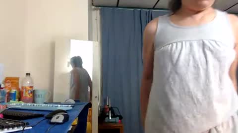 putiputi4u online show from July 4, 2026, 4:40 am