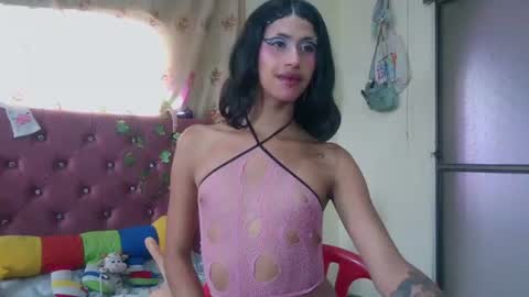 Snapshot of putiputisexo chatting on July 19, 2026, 3:49 pm putinaicolls online show from July 19, 2026, 3:49 pm