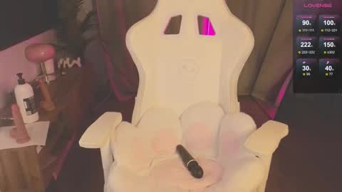 Snapshot of pwzx chatting on November 9, 2025, 12:58 pm pwzx online show from November 9, 2025, 12:58 pm