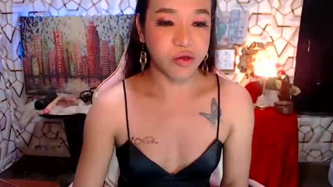Snapshot of pythoncock4u chatting on April 29, 2026, 4:11 pm Queen Agatha online show from April 29, 2026, 4:11 pm