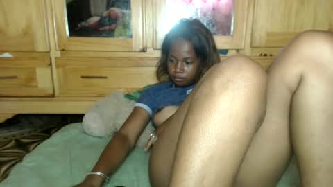 Snapshot of qeen_sexy chatting on February 14, 2025, 7:38 am queen sexy online show from February 14, 2025, 7:38 am