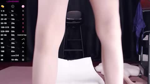 Snapshot of qianqian_ chatting on February 2, 2026, 12:37 pm qianqian_ online show from February 2, 2026, 12:37 pm