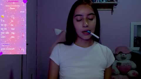 Snapshot of quee_tiana chatting on October 8, 2025, 2:20 am your princess online show from October 8, 2025, 2:20 am