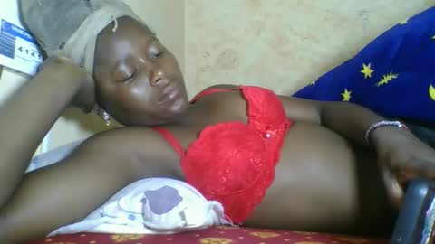 Snapshot of queen315810 chatting on March 5, 2026, 3:24 am queen315810 online show from March 5, 2026, 3:24 am