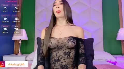 Snapshot of queen__violet chatting on July 18, 2026, 7:06 pm Queen Violet online show from July 18, 2026, 7:06 pm