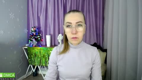 Snapshot of queen_a_n_i chatting on December 9, 2024, 6:01 am A N I Ill be here on December 1st online show from December 9, 2024, 6:01 am