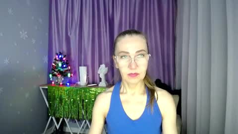 Snapshot of queen_a_n_i chatting on December 29, 2024, 5:33 pm A N I Ill be here on December 1st online show from December 29, 2024, 5:33 pm