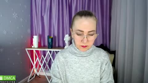 Snapshot of queen_a_n_i chatting on January 17, 2025, 10:33 am A N I Ill be here on December 1st online show from January 17, 2025, 10:33 am