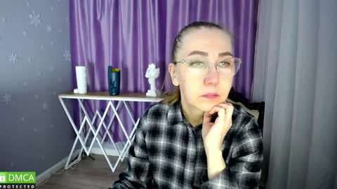 Snapshot of queen_a_n_i chatting on January 27, 2025, 7:56 am A N I Ill be here on December 1st online show from January 27, 2025, 7:56 am