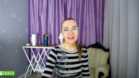 Snapshot of queen_a_n_i chatting on March 8, 2025, 11:58 am A N I Ill be here on December 1st online show from March 8, 2025, 11:58 am