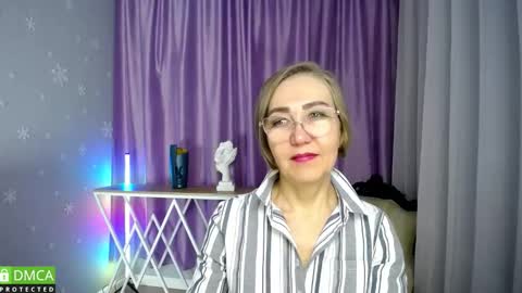 Snapshot of queen_a_n_i chatting on November 3, 2025, 3:57 pm A N I Ill be here on December 1st online show from November 3, 2025, 3:57 pm