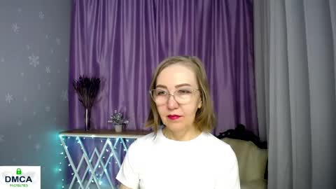 Snapshot of queen_a_n_i chatting on May 8, 2026, 7:14 am A N I Ill be here on December 1st online show from May 8, 2026, 7:14 am