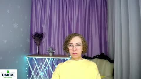Snapshot of queen_a_n_i chatting on May 15, 2026, 7:59 am A N I Ill be here on December 1st online show from May 15, 2026, 7:59 am