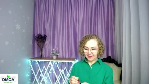 Snapshot of queen_a_n_i chatting on May 16, 2026, 8:33 am A N I Ill be here on December 1st online show from May 16, 2026, 8:33 am
